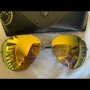 Rayban aviator sunglases